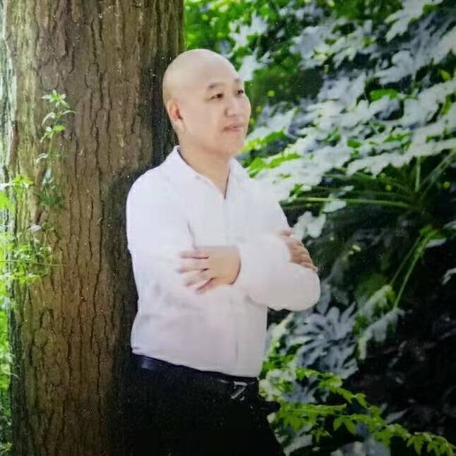 郑鑫牵手的第一张照片--无锡残疾人相亲网
