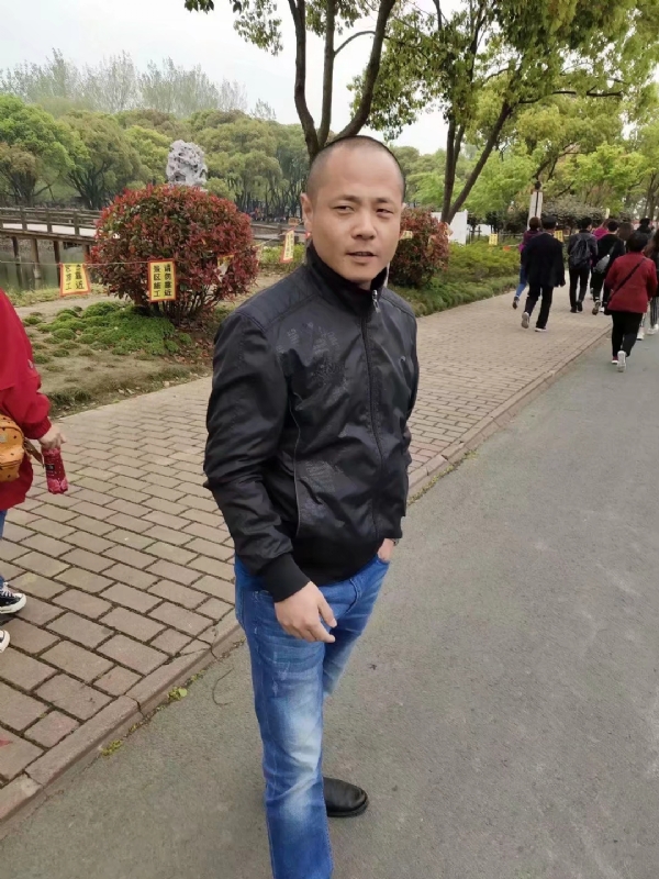 傻子的第一张照片--无锡残疾人相亲网